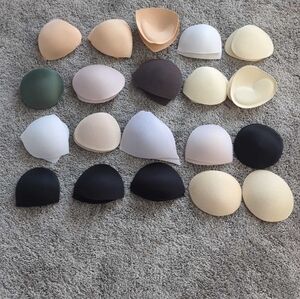 Lot of 20 like new bra pads